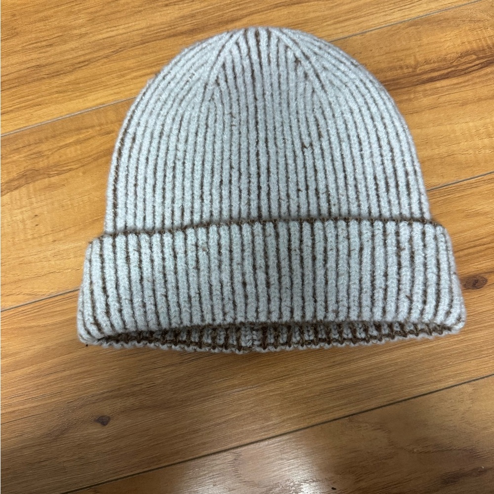 Aerie Ribbed Knit Beanie - Cream and Brown